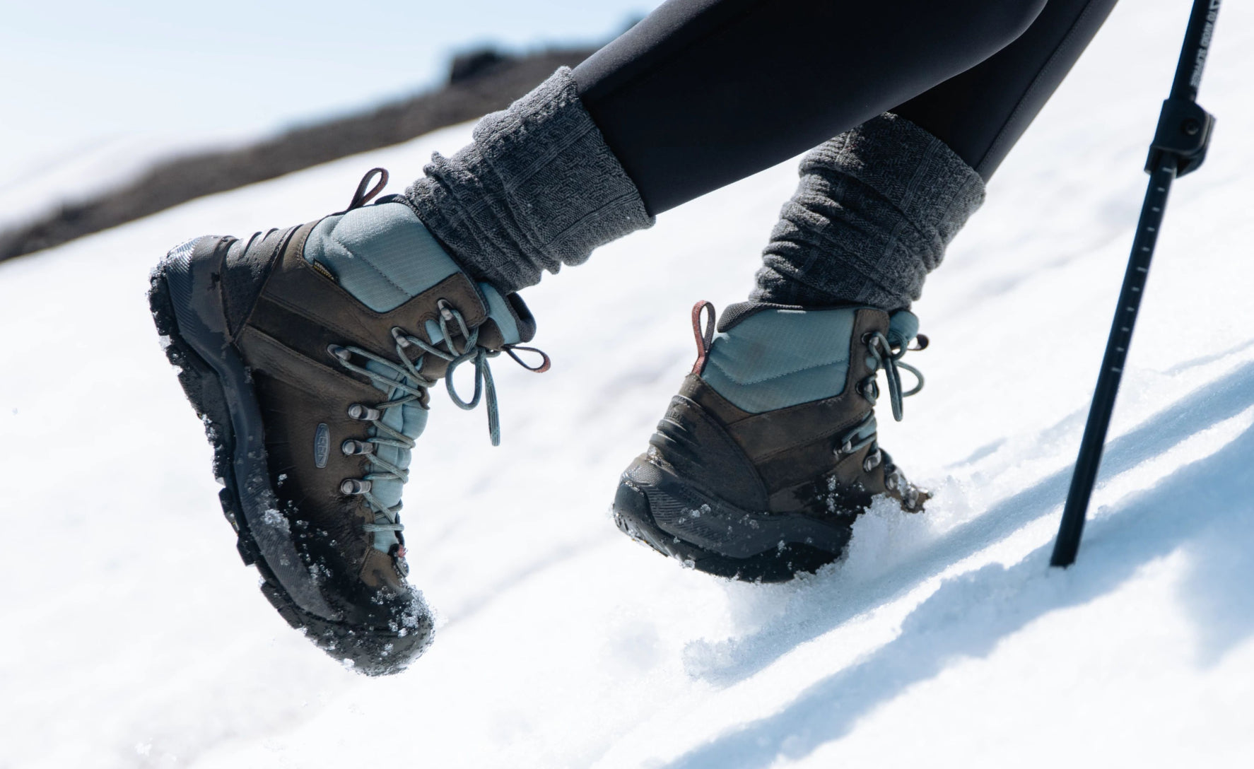 keen-revel-iv-mid-polar-wasserdichte-wanderstiefel-damen-black-harbor-gray image 6